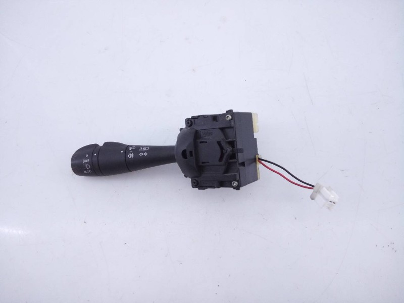 Recambio de mando intermitentes para renault clio iv dynamique referencia OEM IAM 55675887R  E2-A1-20-1
