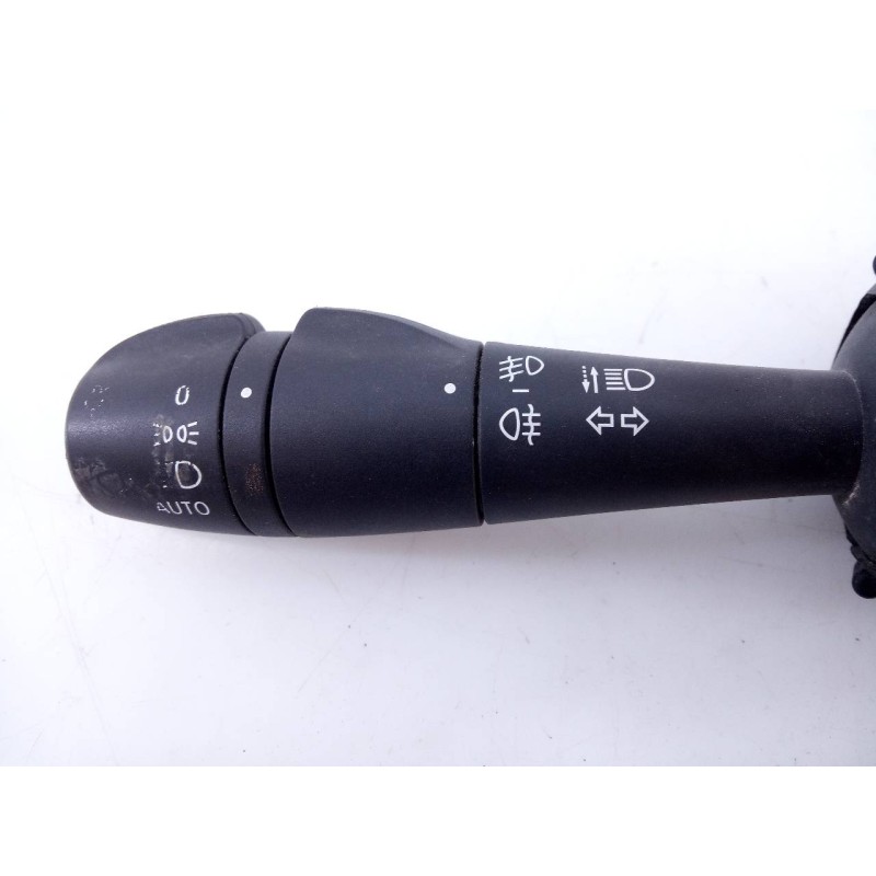 Recambio de mando intermitentes para renault clio iv dynamique referencia OEM IAM 55675887R  E2-A1-20-1