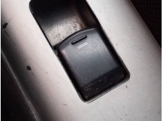 MANDO ELEVALUNAS TRASERO DERECHO 