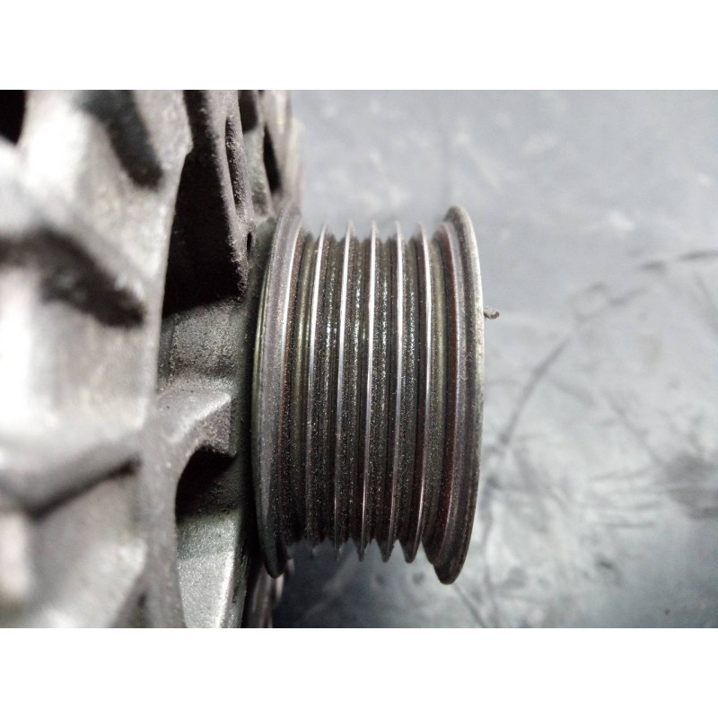 Recambio de alternador para bmw serie 1 coupe (e82) 118d referencia OEM IAM 7802261  P3-B6-9-1