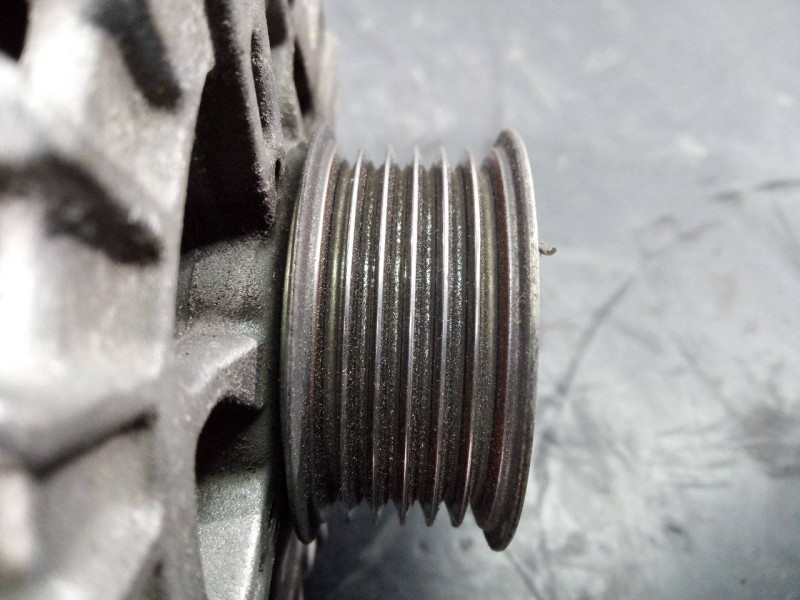 Recambio de alternador para bmw serie 1 coupe (e82) 118d referencia OEM IAM 7802261  P3-B6-9-1