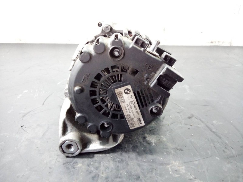 Recambio de alternador para bmw serie 1 coupe (e82) 118d referencia OEM IAM 7802261  P3-B6-9-1