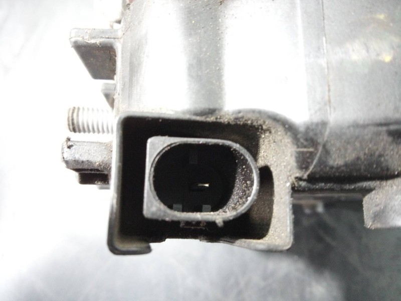 Recambio de alternador para bmw serie 1 coupe (e82) 118d referencia OEM IAM 7802261  P3-B6-9-1