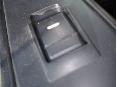 MANDO ELEVALUNAS DELANTERO DERECHO 