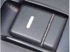 MANDO ELEVALUNAS TRASERO DERECHO 