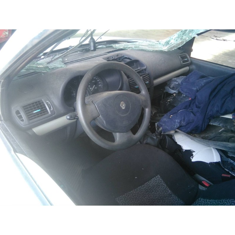 renault clio ii fase ii (b/cb0) del año 2003