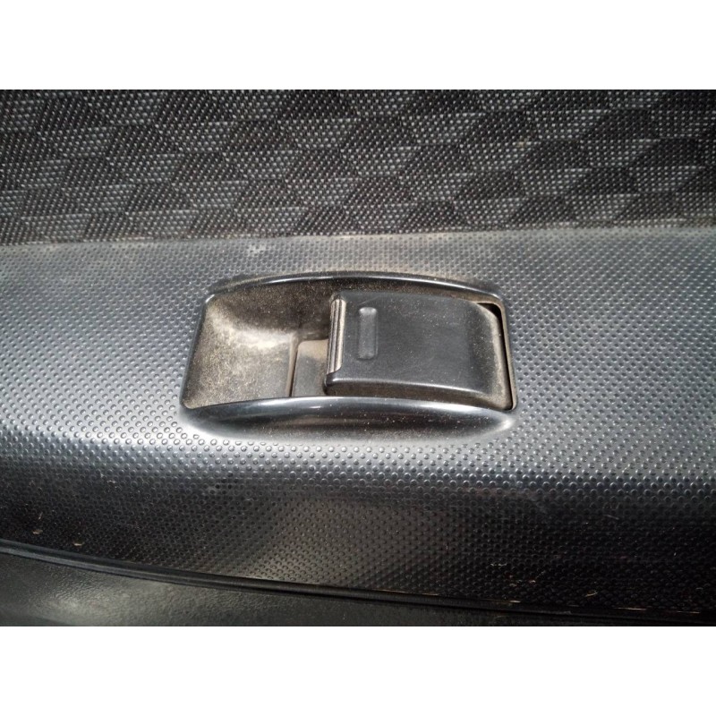Recambio de mando elevalunas trasero derecho para toyota hilux (kun) double cab 4x4 referencia OEM IAM   