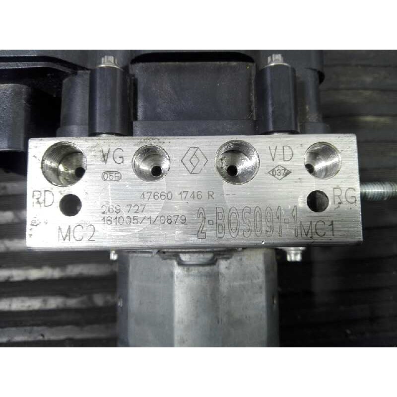 Recambio de abs para dacia duster laureate 4x2 referencia OEM IAM 76601748R 16100510879 P3-A8-23-3