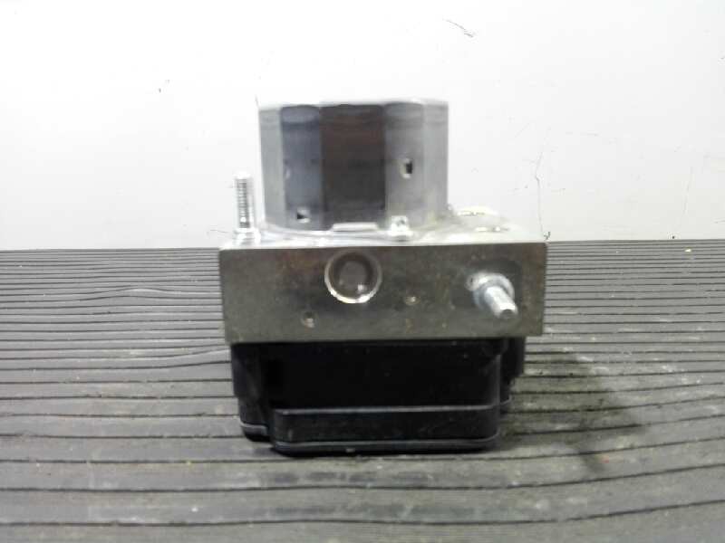 Recambio de abs para dacia duster laureate 4x2 referencia OEM IAM 76601748R 16100510879 P3-A8-23-3