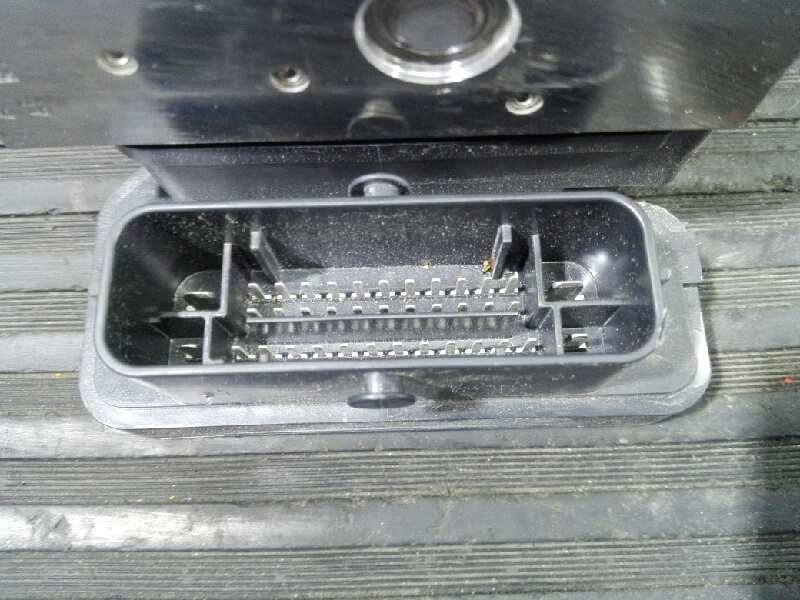 Recambio de abs para dacia duster laureate 4x2 referencia OEM IAM 76601748R 16100510879 P3-A8-23-3