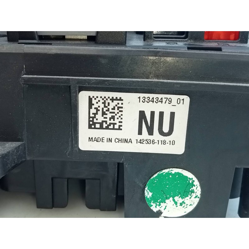 Recambio de caja reles / fusibles para opel insignia berlina cosmo referencia OEM IAM 1334347901  E3-A5-39-1