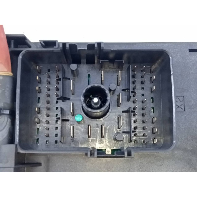 Recambio de caja reles / fusibles para opel insignia berlina cosmo referencia OEM IAM 1334347901  E3-A5-39-1