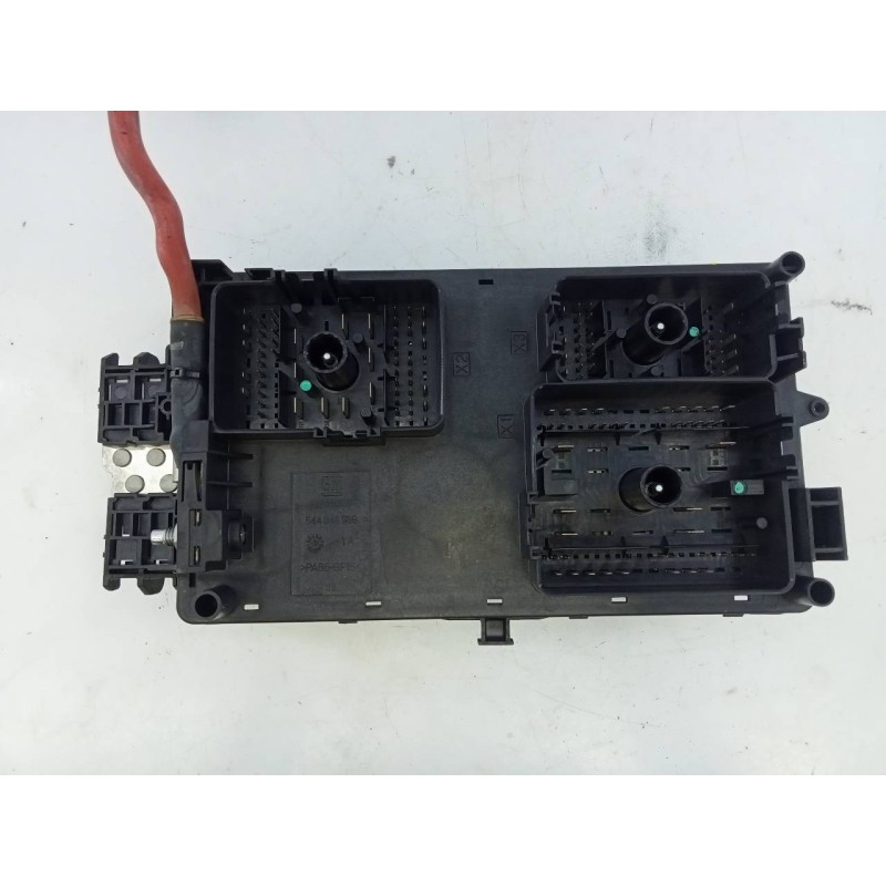 Recambio de caja reles / fusibles para opel insignia berlina cosmo referencia OEM IAM 1334347901  E3-A5-39-1