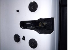 CERRADURA PUERTA DELANTERA IZQUIERDA 