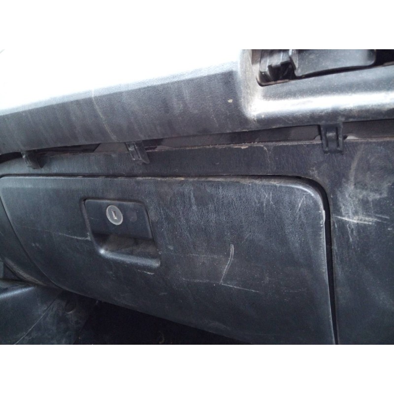 Recambio de salpicadero para toyota hilux (kun) double cab 4x4 referencia OEM IAM   