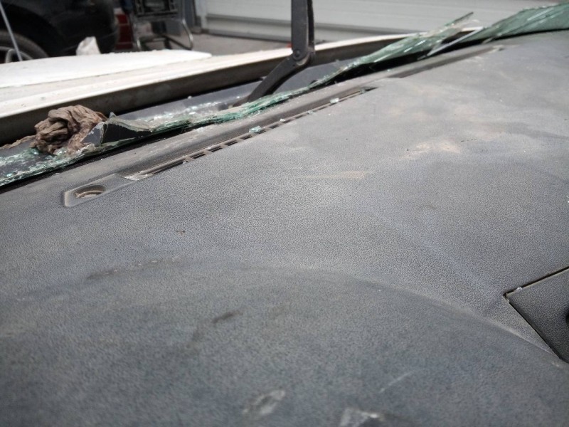 Recambio de salpicadero para toyota hilux (kun) double cab 4x4 referencia OEM IAM   