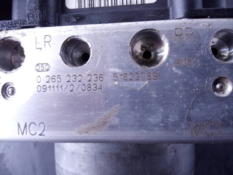 Recambio de abs para ford ka (ccu) titanium referencia OEM IAM 51823789  P3-A8-9-5