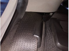 CINTURON SEGURIDAD TRASERO DERECHO 