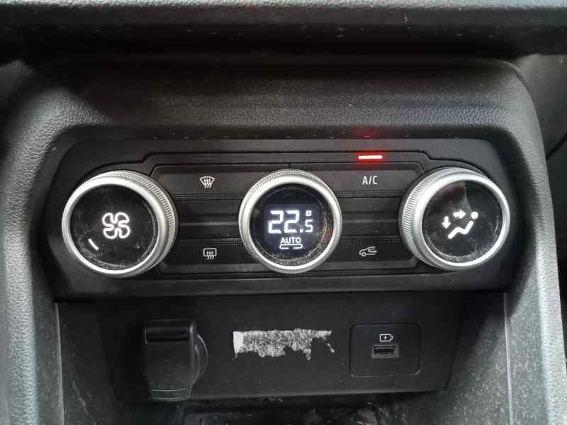 Recambio de mando climatizador para dacia sandero iii referencia OEM IAM 275006270R  E2-A1-40-3