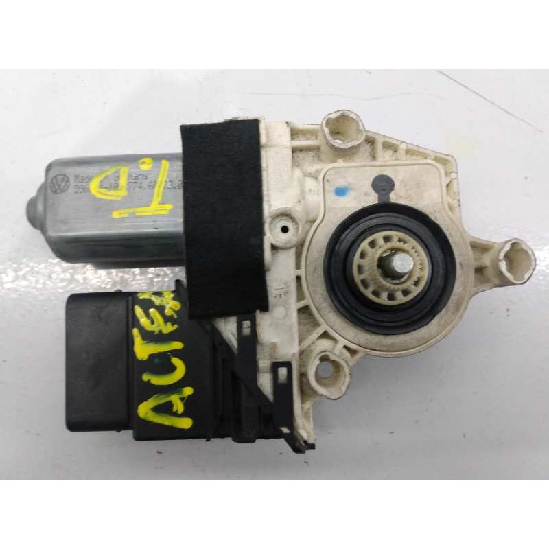 Recambio de motor elevalunas trasero derecho para seat toledo (5p2) referencia OEM IAM   E1-B6-4-2