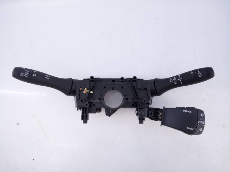 Recambio de mando intermitentes para dacia sandero iii referencia OEM IAM 255670975R 1050838801 E2-A1-23-3