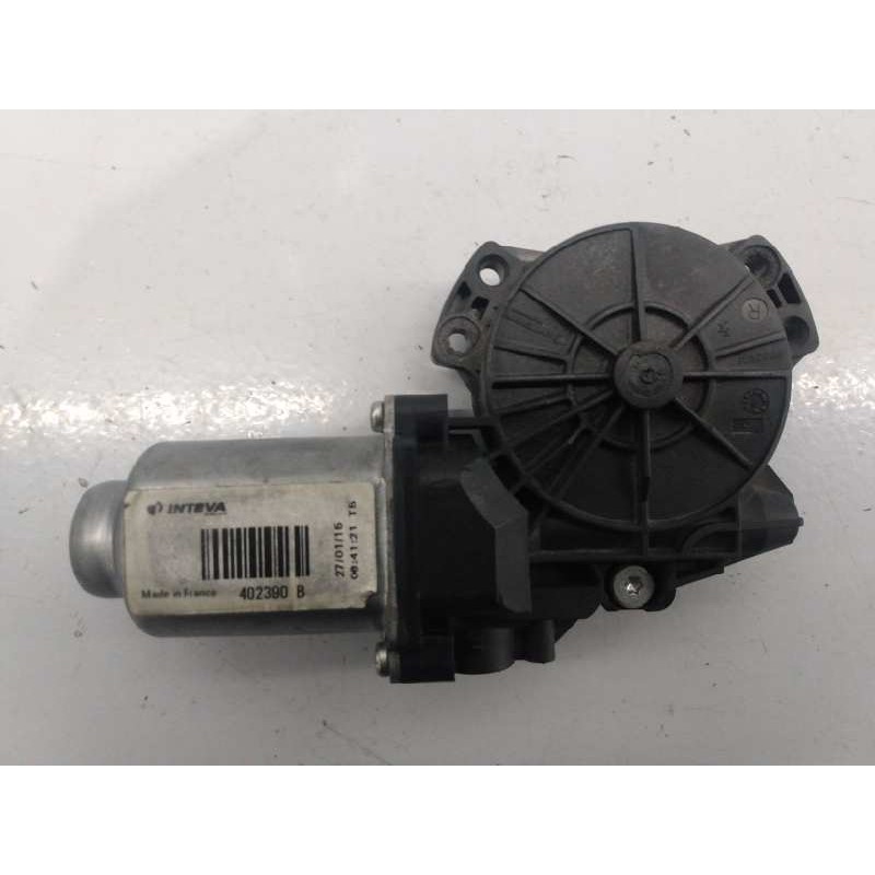 Recambio de motor elevalunas delantero derecho para kia sportage referencia OEM IAM 402390B  2003249