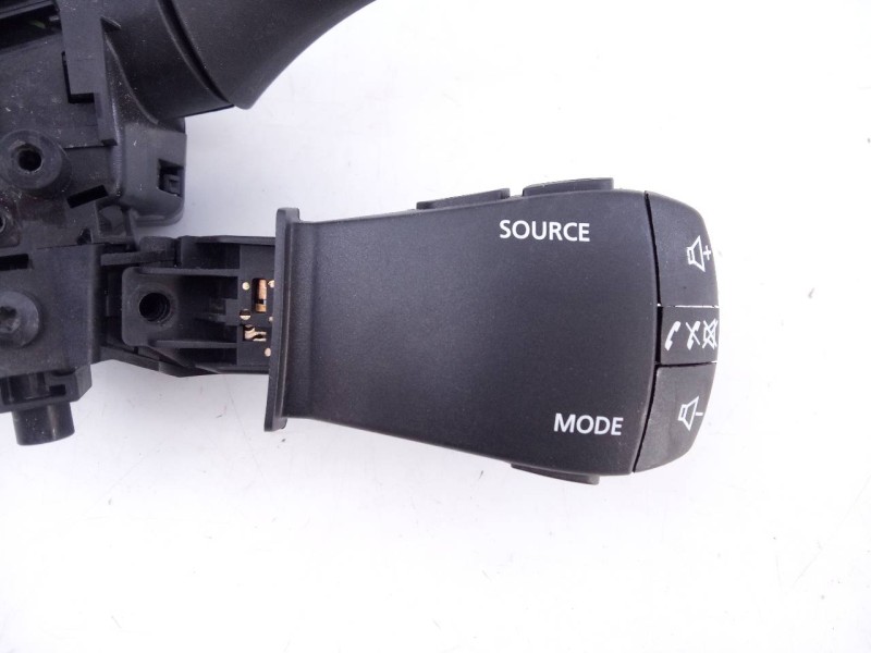 Recambio de mando intermitentes para dacia sandero iii referencia OEM IAM 255670975R 1050838801 E2-A1-23-3