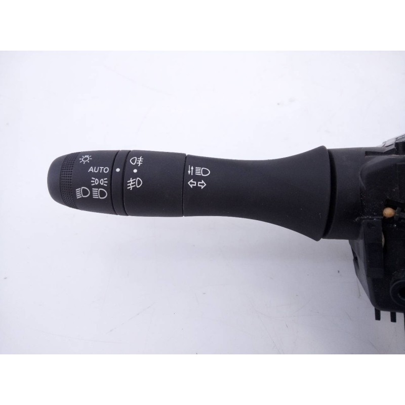 Recambio de mando intermitentes para dacia sandero iii referencia OEM IAM 255670975R 1050838801 E2-A1-23-3