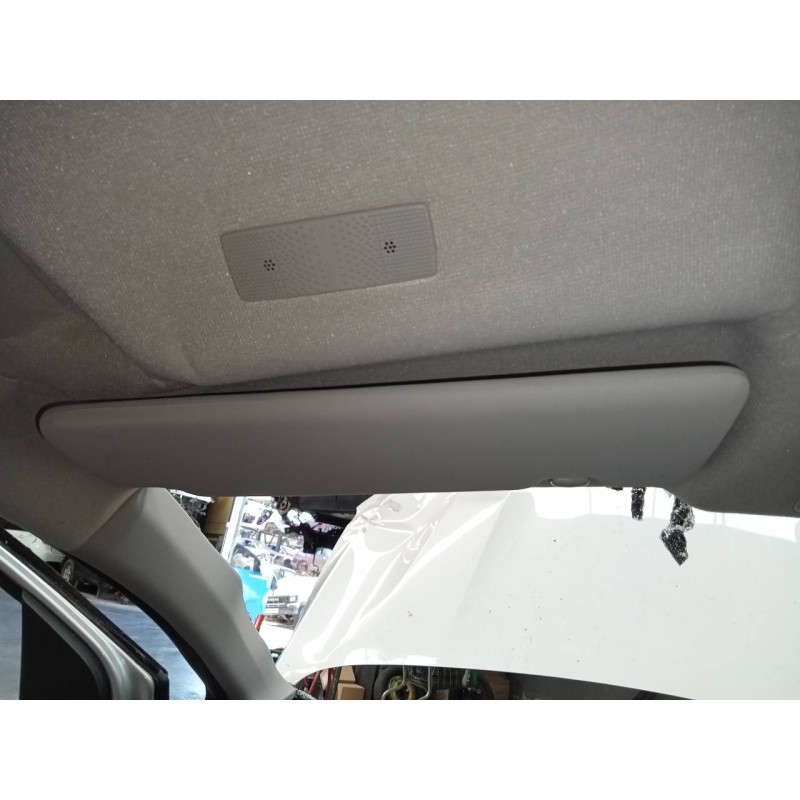 Recambio de parasol izquierdo para dacia sandero iii referencia OEM IAM   