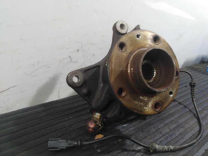 Recambio de mangueta delantera izquierda para dacia duster laureate 4x2 referencia OEM IAM   P1-A4-15