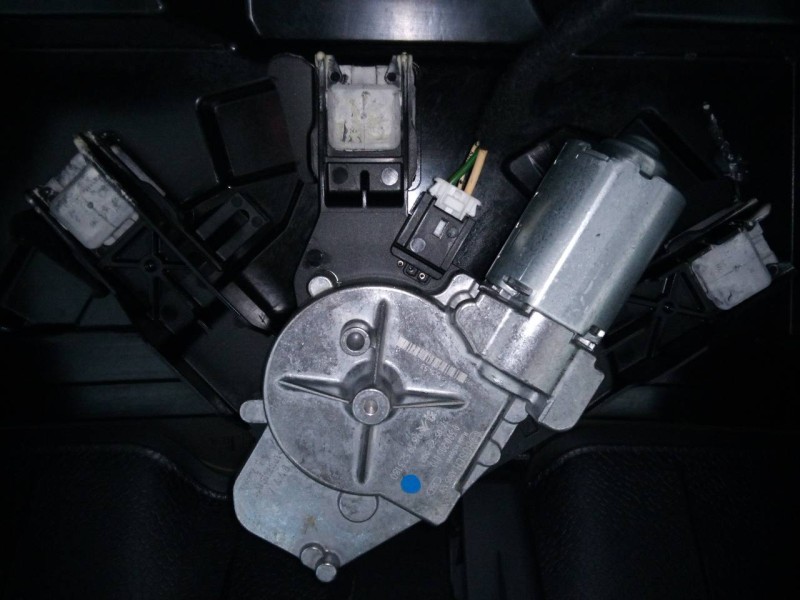 Recambio de motor limpia trasero para citroën c4 picasso feel referencia OEM IAM 9819523180 0390205010 