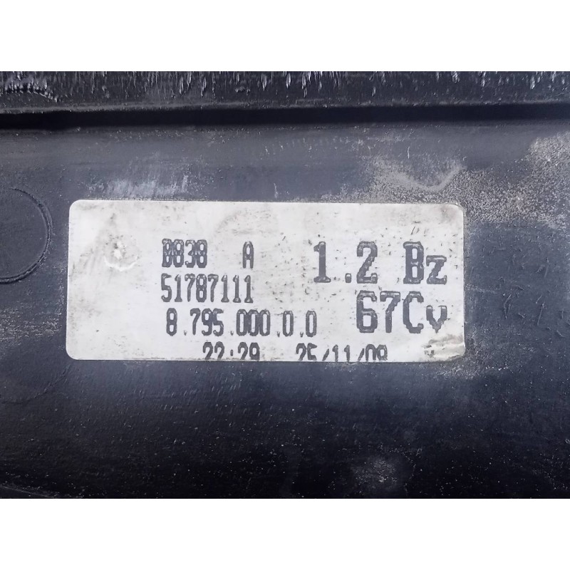 Recambio de electroventilador para ford ka (ccu) titanium referencia OEM IAM 51787111 879500000 P2-B9-13