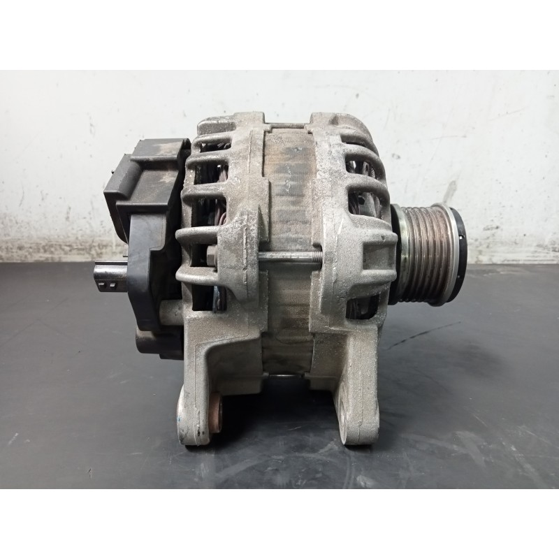 Recambio de alternador para dacia logan mcv ii laureate referencia OEM IAM 231005933R  P3-A4-29-3