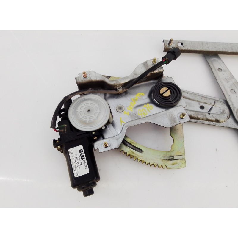 Recambio de elevalunas trasero izquierdo para kia sorento 2.5 crdi ex referencia OEM IAM 834033E000  E2-B5-25-2