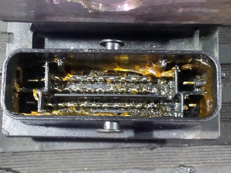 Recambio de abs para peugeot 308 confort referencia OEM IAM 0265800555 9636575580 P3-A8-13-5