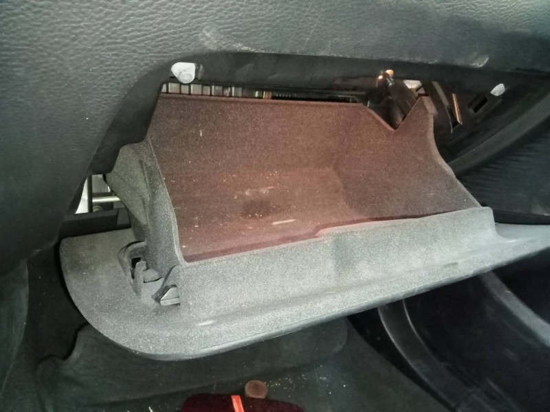 Recambio de guantera para bmw x1 (e84) sdrive 20d referencia OEM IAM   