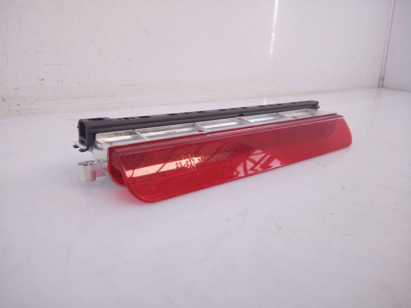 Recambio de luz central de freno para ford ka (ccu) titanium referencia OEM IAM 03308060  E2-B3-54-1