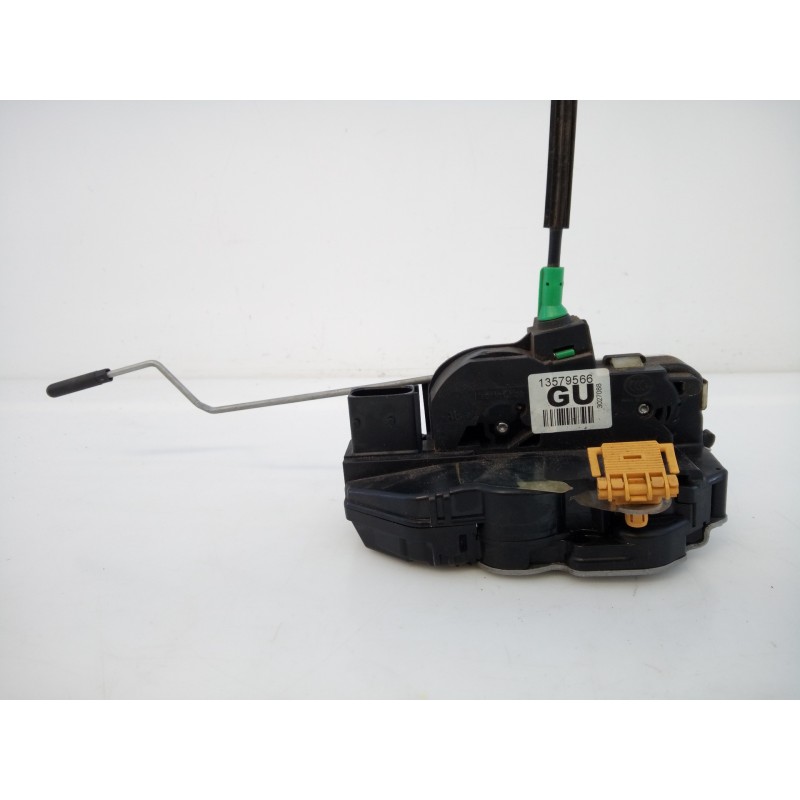 Recambio de cerradura puerta trasera derecha para chevrolet cruze station wagon lt+ referencia OEM IAM 13579566  E2-B6-50-2