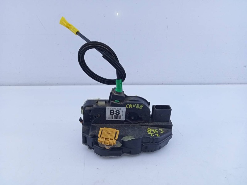 Recambio de cerradura puerta trasera izquierda para chevrolet cruze station wagon lt+ referencia OEM IAM 13579557  E2-B6-65-2