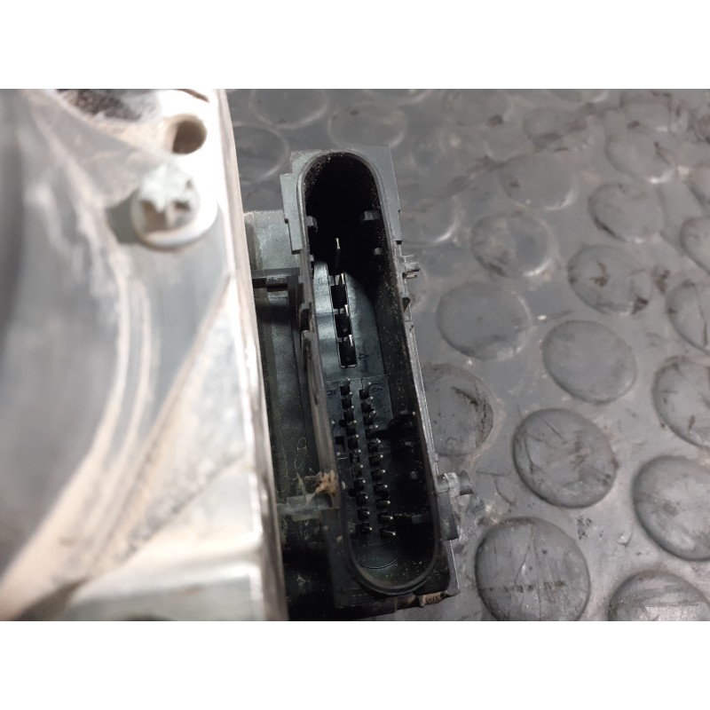 Recambio de abs para dacia sandero laureate referencia OEM IAM 026582718 476604621R P3-A8-18-2
