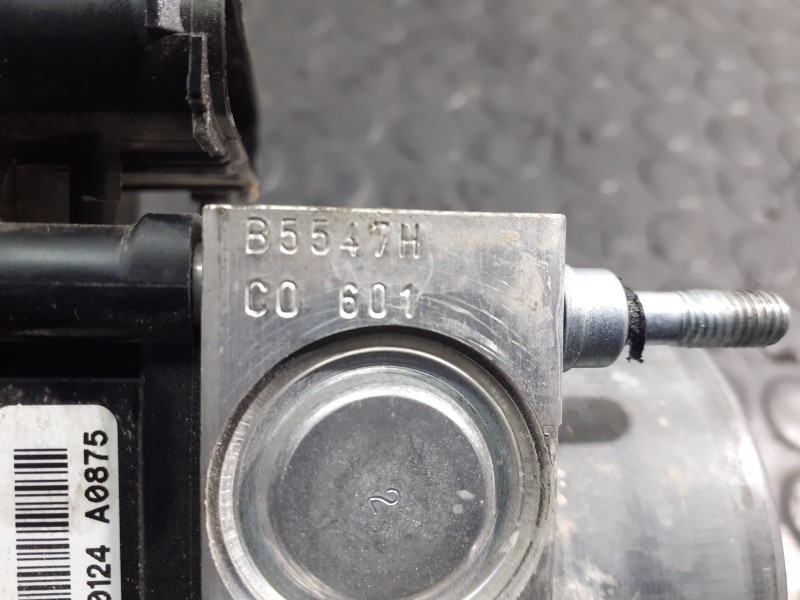 Recambio de abs para dacia sandero laureate referencia OEM IAM 026582718 476604621R P3-A8-18-2