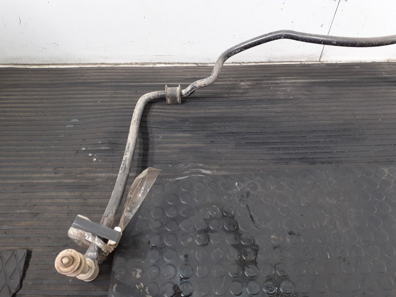 Recambio de barra estabilizadora delantera para mitsubishi montero (v60/v70) 3.2 di-d glx toubkal (5-ptas.) referencia OEM IAM  
