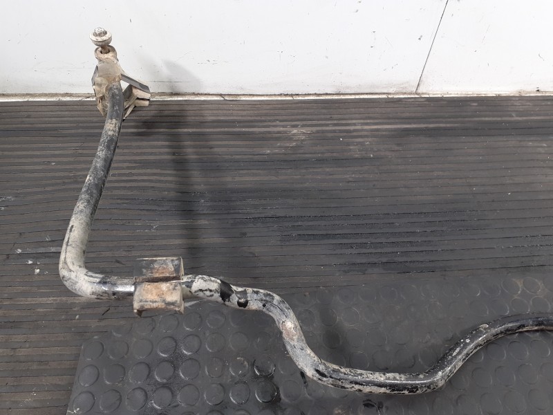 Recambio de barra estabilizadora delantera para mitsubishi montero (v60/v70) 3.2 di-d glx toubkal (5-ptas.) referencia OEM IAM  