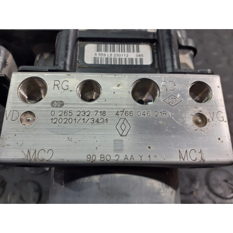 Recambio de abs para dacia sandero laureate referencia OEM IAM 026582718 476604621R P3-A8-18-2