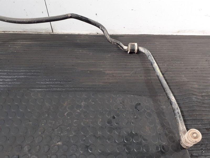 Recambio de barra estabilizadora delantera para mitsubishi montero (v60/v70) 3.2 di-d glx toubkal (5-ptas.) referencia OEM IAM  