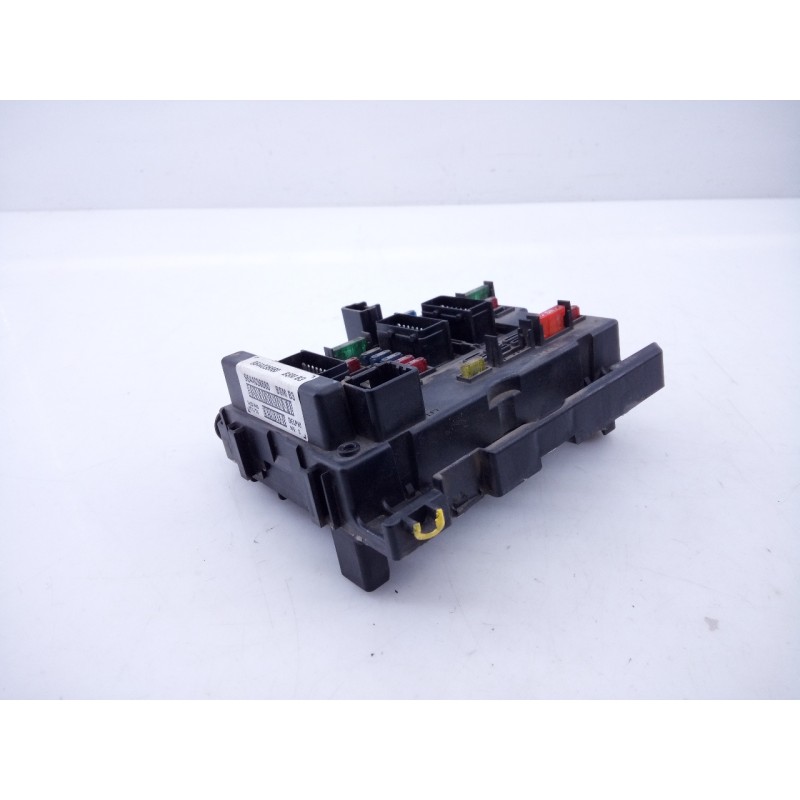 Recambio de caja reles / fusibles para citroën xsara berlina referencia OEM IAM 9644038680  E3-B2-45-1