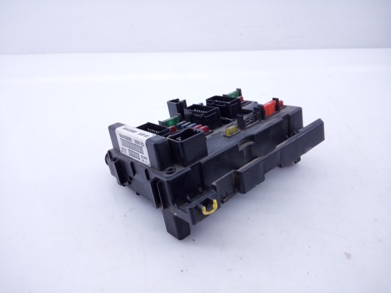 Recambio de caja reles / fusibles para citroën xsara berlina referencia OEM IAM 9644038680  E3-B2-45-1