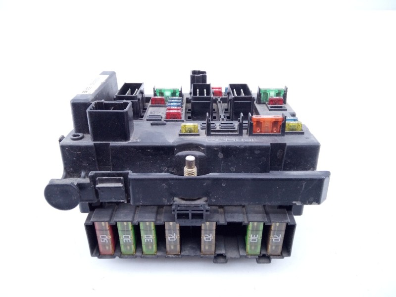Recambio de caja reles / fusibles para peugeot 307 berlina (s2) referencia OEM IAM 9650664080  E3-B2-31-1
