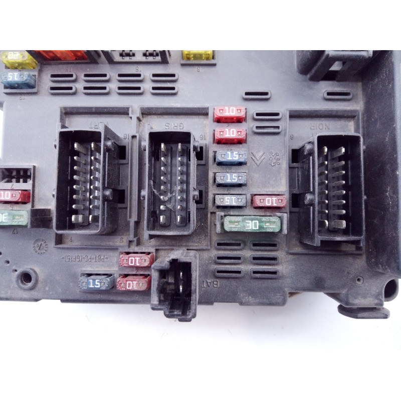 Recambio de caja reles / fusibles para peugeot 307 berlina (s2) referencia OEM IAM 9650664080  E3-B2-31-1
