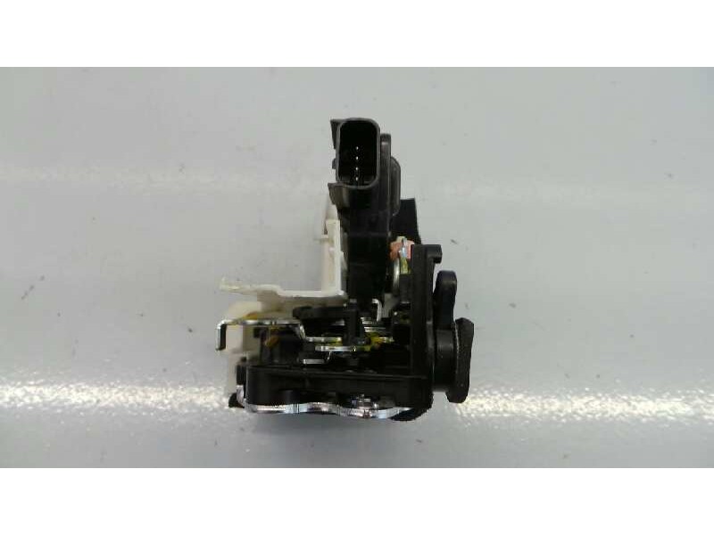 Recambio de cerradura puerta trasera derecha para kia picanto referencia OEM IAM   E2-B5-5-2